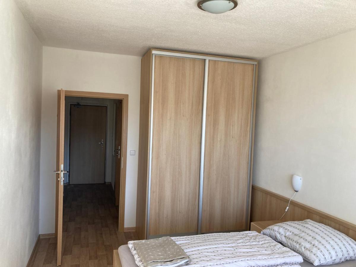 Apartman Vsemina 300 Екстериор снимка